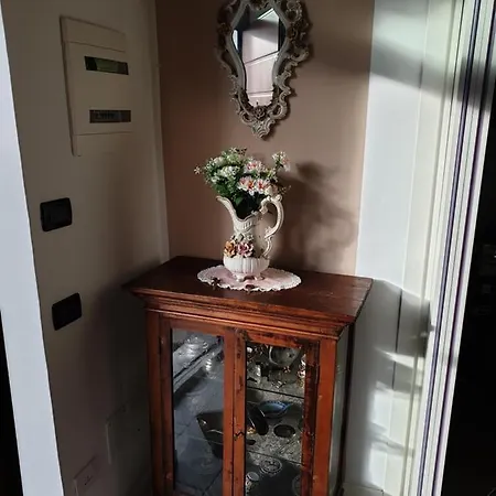 Dueterre & Host * Amelia